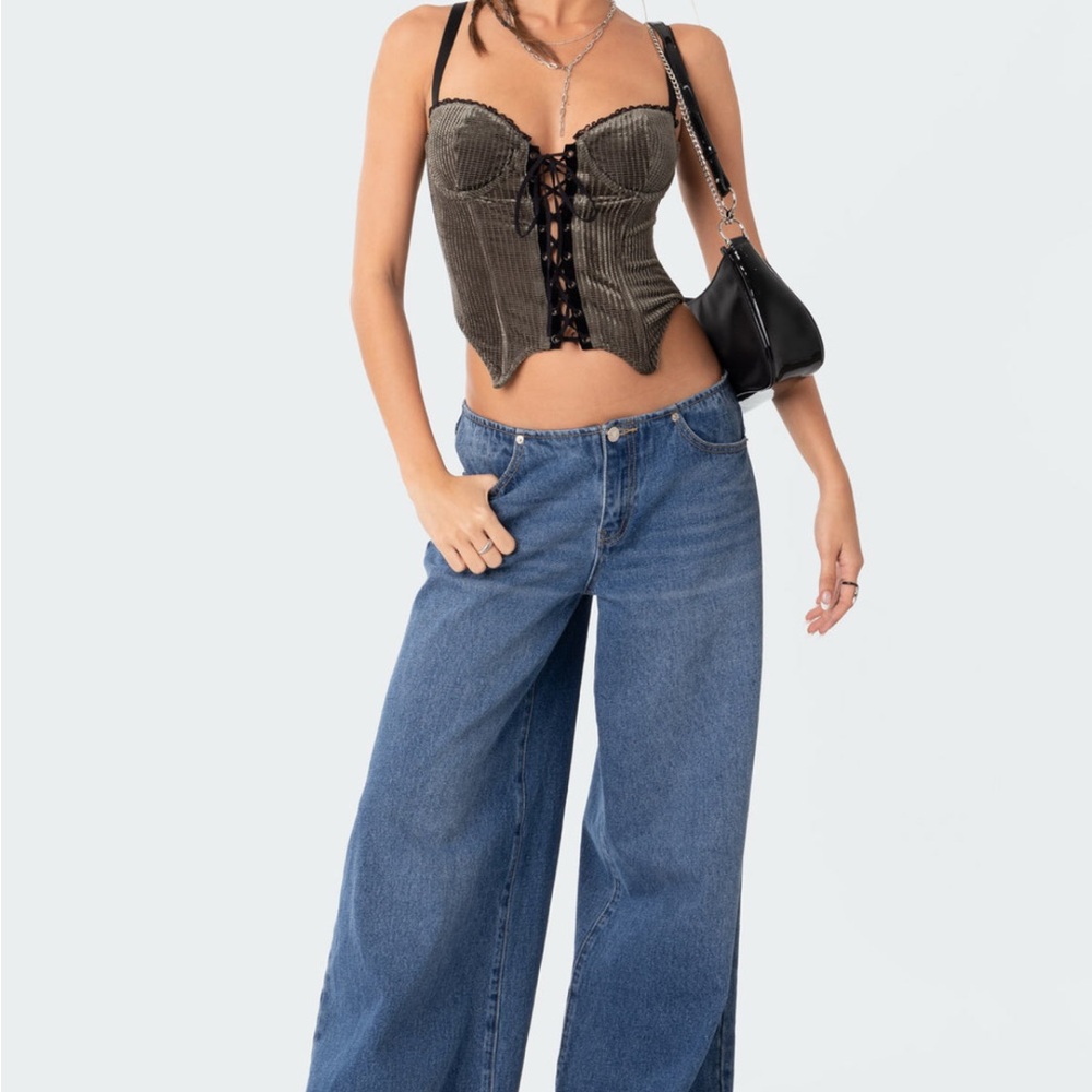 Edikted Lacey Cupped Velvet Corset